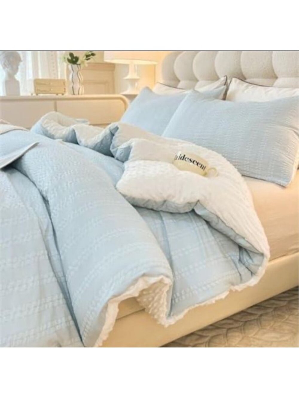 Luxury Light Blue Quilt Comforter Set With Pillow Shams & Textured Design - Full